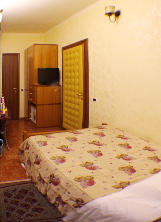 Caligola Resort Rzym Zewnętrze zdjęcie